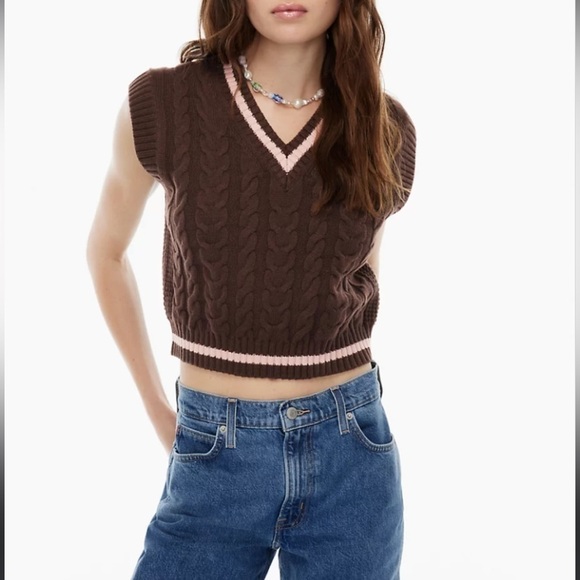 Aritzia Sweaters - Aritzia Sunday Best Winston Sweater Vest